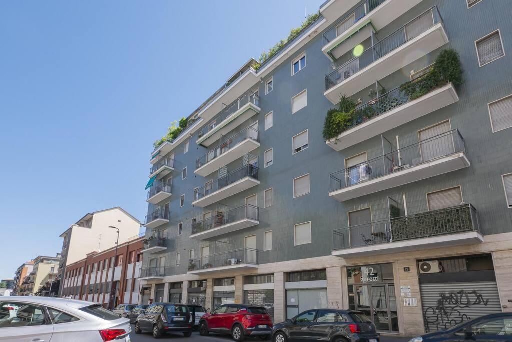Youhosty - Zuretti42 Lägenhet Milano Exteriör bild